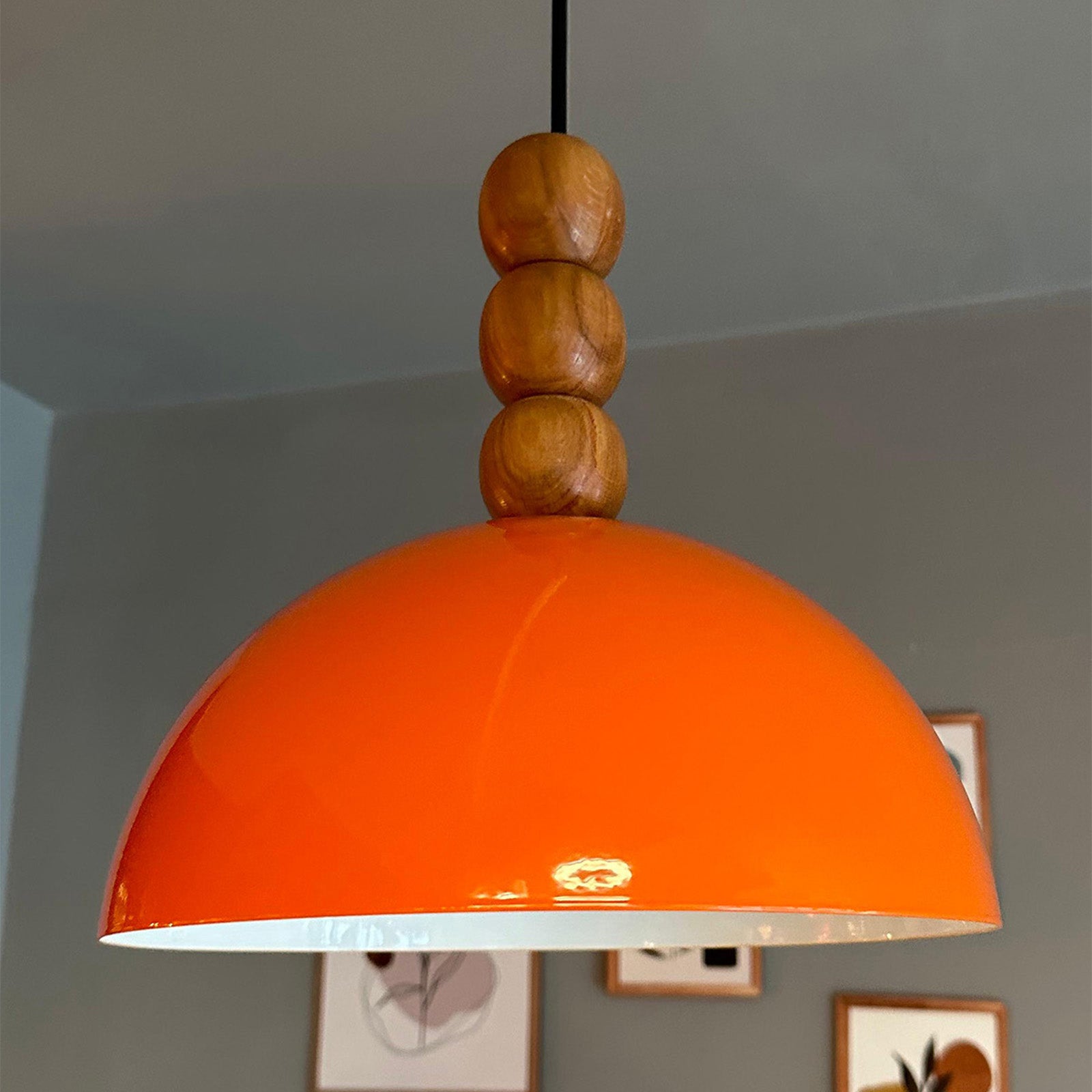 Yimpi Bright Orange Kronleuchter aus Holz Drei Perlen Einzelne Anhänger